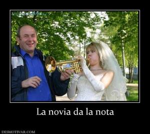 La novia da la nota