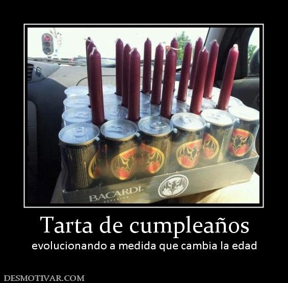 Tarta de cumpleaños evolucionando a medida que cambia la edad